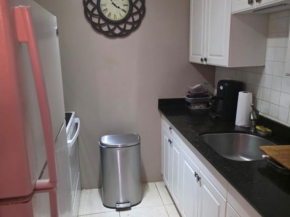 Undisclosed Address #FX-10523391, Miami FL 33162