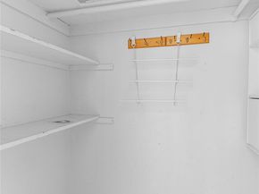 Undisclosed Address #FX-10523391, Miami FL 33162