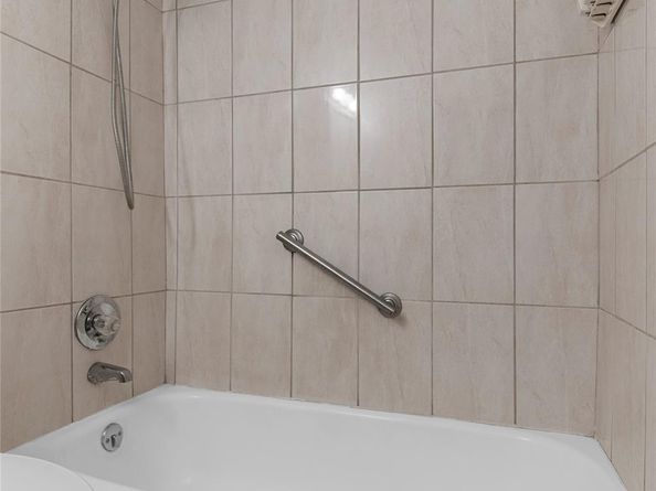 Undisclosed Address #FX-10523391, Miami FL 33162