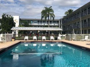 Undisclosed Address #FX-10523391, Miami FL 33162