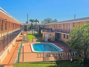 3800 SW 102nd Avenue 221, Miami FL 33165