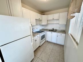 2880 Lake Osborne Drive 210, Lake Worth Beach FL 33461