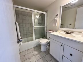 2880 Lake Osborne Drive 210, Lake Worth Beach FL 33461
