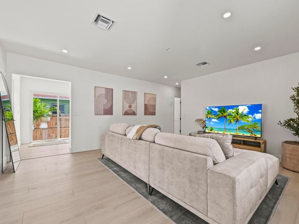 3400 Parker Avenue, West Palm Beach FL 33405