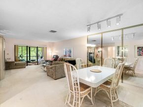 8320 Casa Del Lago D, Boca Raton FL 33433