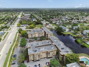8030 Hampton Boulevard 404, North Lauderdale FL 33068