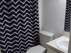 2391 NW 96th Terrace 19M, Pembroke Pines FL 33024