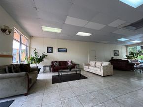 4354 NW 9th Avenue 121C, Deerfield Beach FL 33064