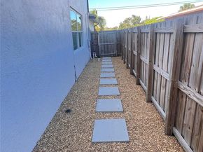 2786 NW 20th St, Fort Lauderdale FL 33311