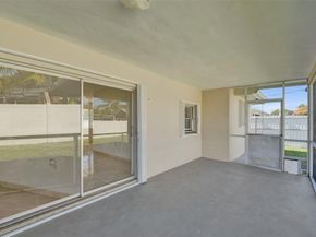 8211 NW 10th St, Pembroke Pines FL 33024