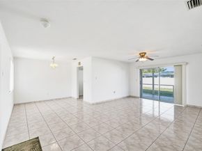 8211 NW 10th St, Pembroke Pines FL 33024