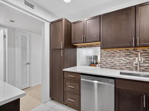 2615 NE 1st Court 201, Boynton Beach FL 33435