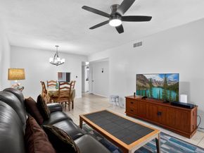 2615 NE 1st Court 201, Boynton Beach FL 33435