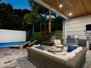 820 NE 7th Avenue, Delray Beach FL 33483