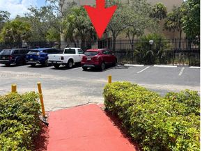 3776 Inverrary Boulevard 301R, Lauderhill FL 33319
