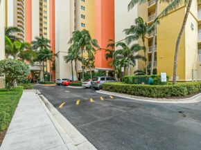 2640 Lake Shore Drive 1710, Riviera Beach FL 33404