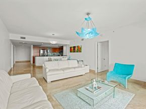 2640 Lake Shore Drive 1710, Riviera Beach FL 33404