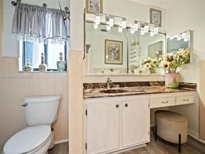 4582 Holly Lake Drive, Lake Worth FL 33463