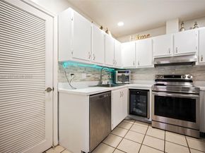 4582 Holly Lake Drive, Lake Worth FL 33463