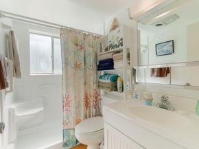 3120 Cynthia Lane 115, Lake Worth Beach FL 33461