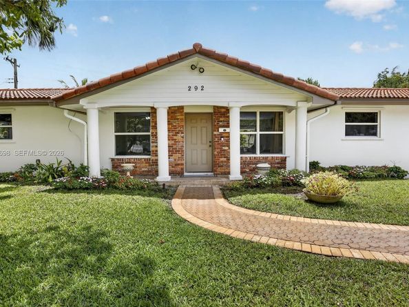 292 SW 52nd Avenue, Plantation FL 33317