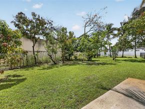 292 SW 52nd Avenue, Plantation FL 33317