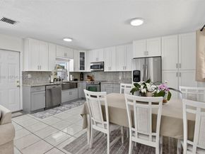292 SW 52nd Avenue, Plantation FL 33317