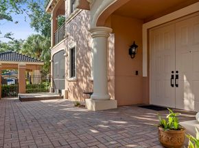 2742 Kinsington Circle, Weston FL 33332