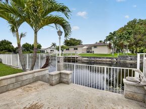 12411 SW 2nd Street, Plantation FL 33325