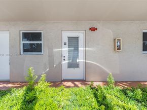 201 SE 11th Terrace 102, Dania Beach FL 33004