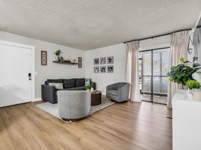 9729 Hammocks Boulevard 101e, Miami FL 33196
