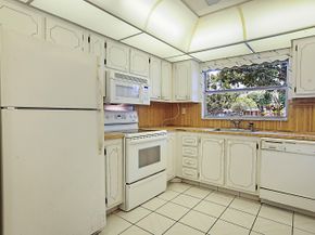 9201 Sunrise Lakes Boulevard 107, Sunrise FL 33322