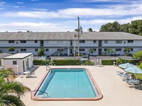 4 Garden Street 101, Tequesta FL 33469