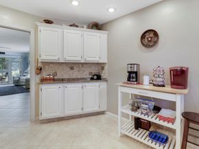 4 Garden Street 101, Tequesta FL 33469