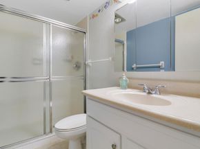 4 Garden Street 101, Tequesta FL 33469