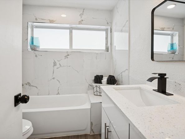 1921 NW 31st Ct, Fort Lauderdale FL 33309