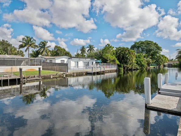 1921 NW 31st Ct, Fort Lauderdale FL 33309