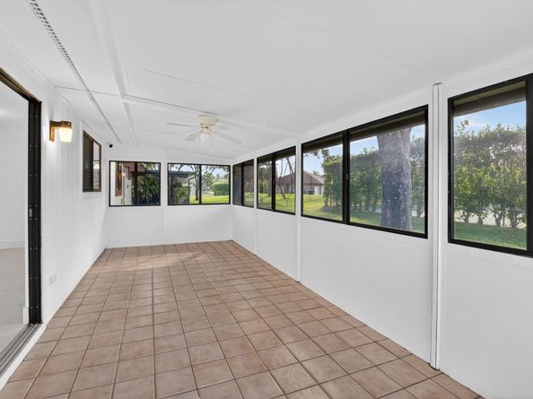 29 Fawlkland Circle, Boynton Beach FL 33426