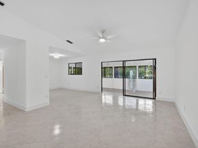 29 Fawlkland Circle, Boynton Beach FL 33426