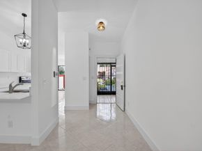 29 Fawlkland Circle, Boynton Beach FL 33426