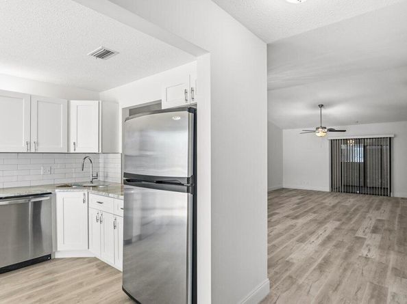 2640 Gately Drive W 203, West Palm Beach FL 33415