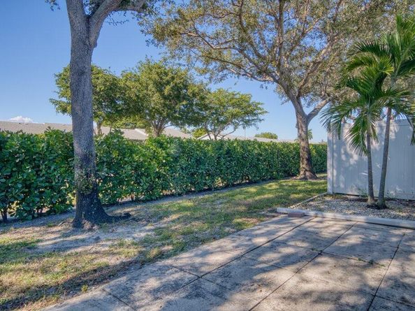 2640 Gately Drive W 203, West Palm Beach FL 33415