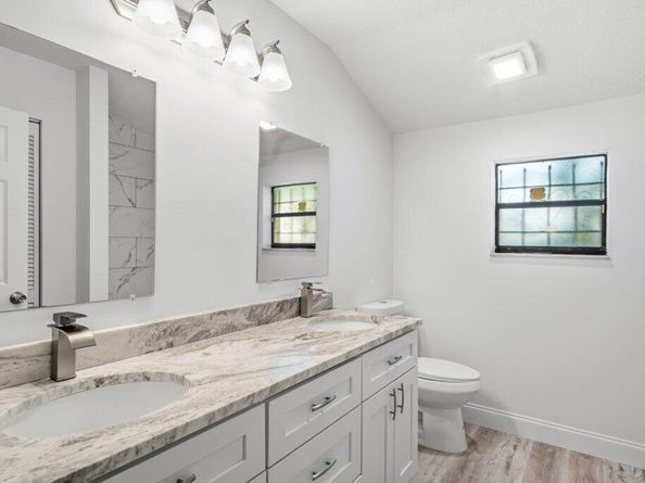 2640 Gately Drive W 203, West Palm Beach FL 33415