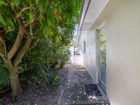 103 16th Avenue South, Lake Worth Beach FL 33460