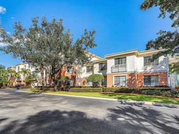 8211 Myrtlewood Circle W