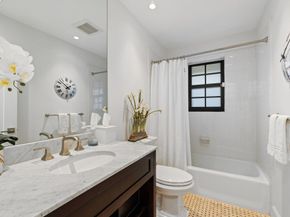 11373 Twelve Oaks Way E, North Palm Beach FL 33408