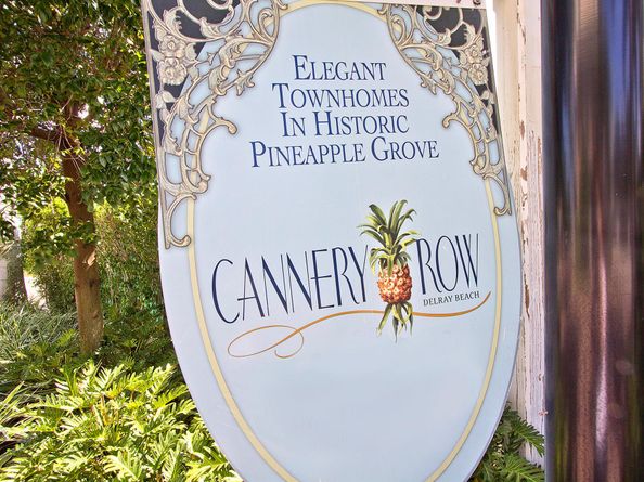 389 E Cannery Row Circle, Delray Beach FL 33444