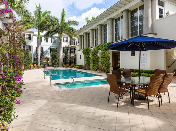 389 E Cannery Row Circle, Delray Beach FL 33444