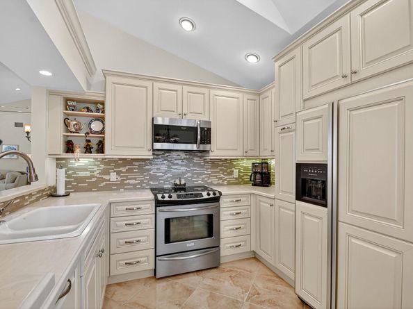 9333 Heathridge Drive, West Palm Beach FL 33411