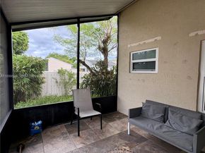 506 Radford Terrace, Davie FL 33325
